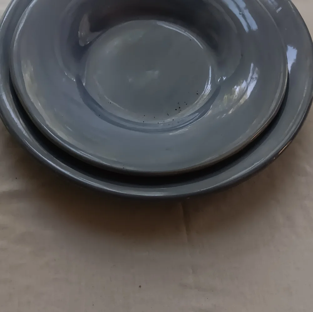 - 2 Pottery Barn Sausalito Plates Blue - Picture 9 of 9